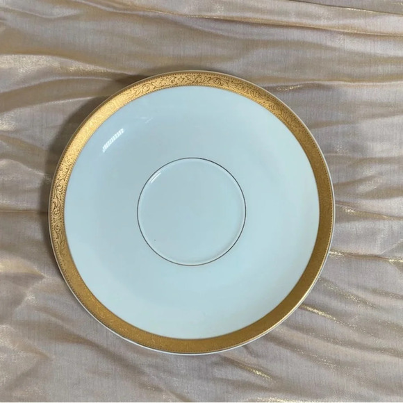 1970s Mikasa Colony Gold Ivory China White Vintage Dinnerware L2818 Dinner Set - Picture 9 of 9